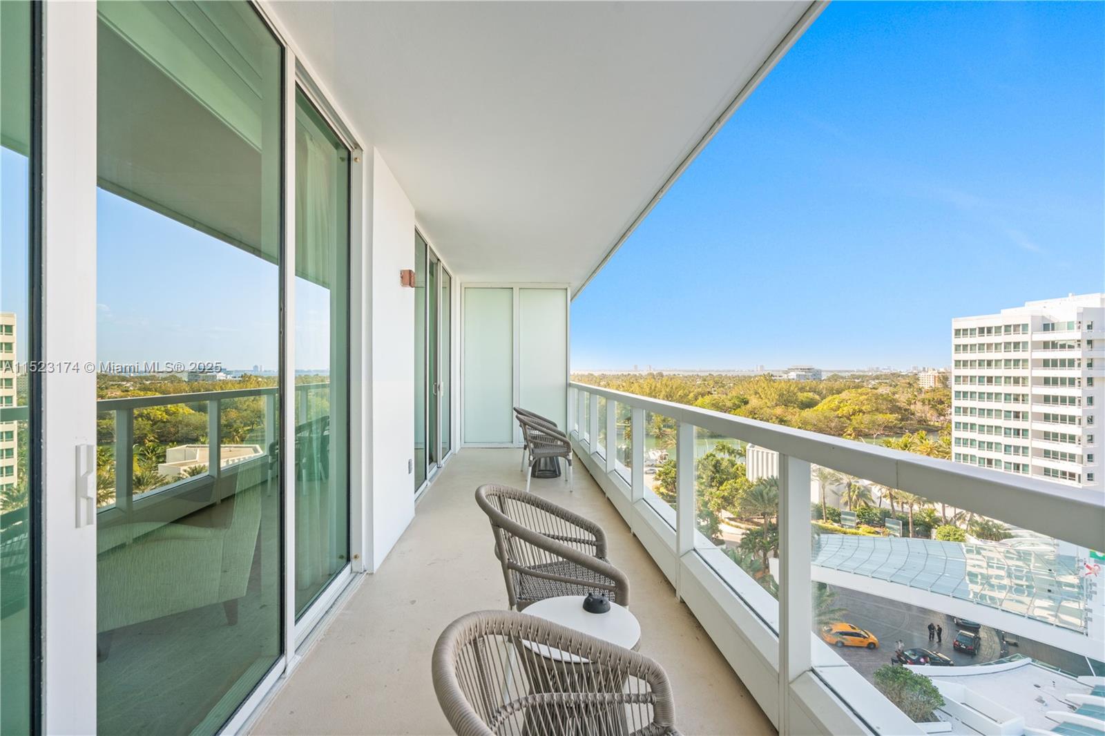 4391 COLLINS AV 1007, Miami Beach, Florida 33140, 1 Bedroom Bedrooms, ,1 BathroomBathrooms,Residential,For Sale,4391 COLLINS AV 1007,A11523174