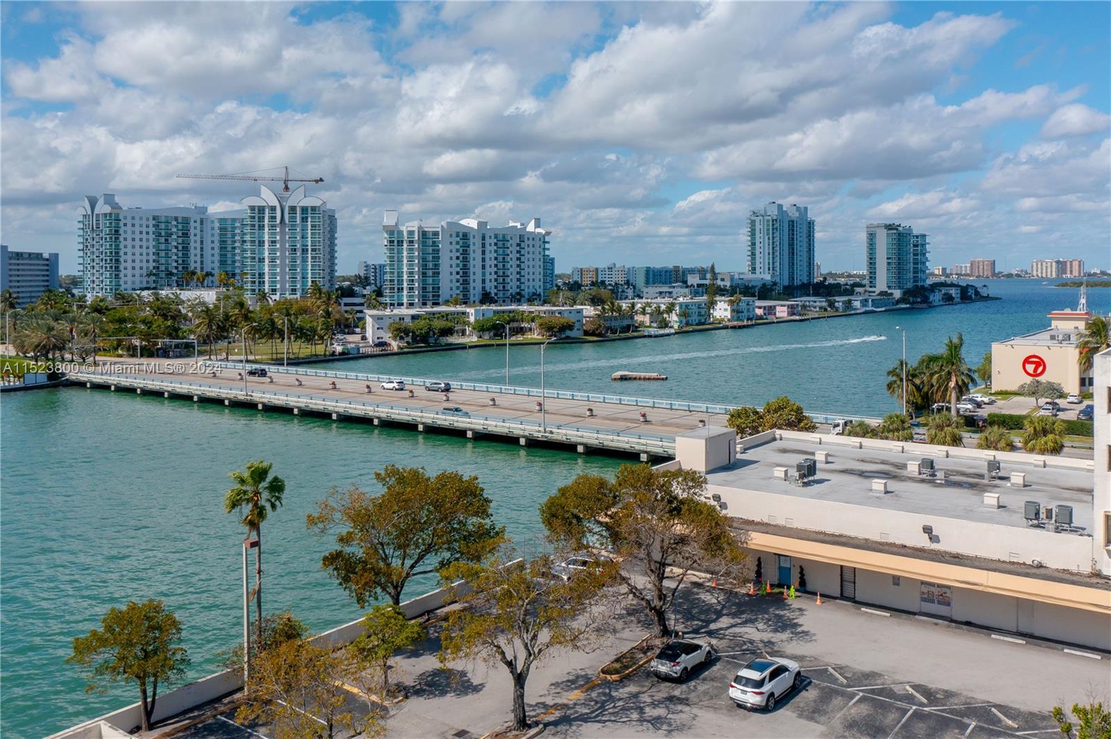 1455 N Treasure Dr PH-F, North Bay Village, Florida 33141, 1 Bedroom Bedrooms, ,1 BathroomBathrooms,Residential,For Sale,1455 N Treasure Dr PH-F,A11523800