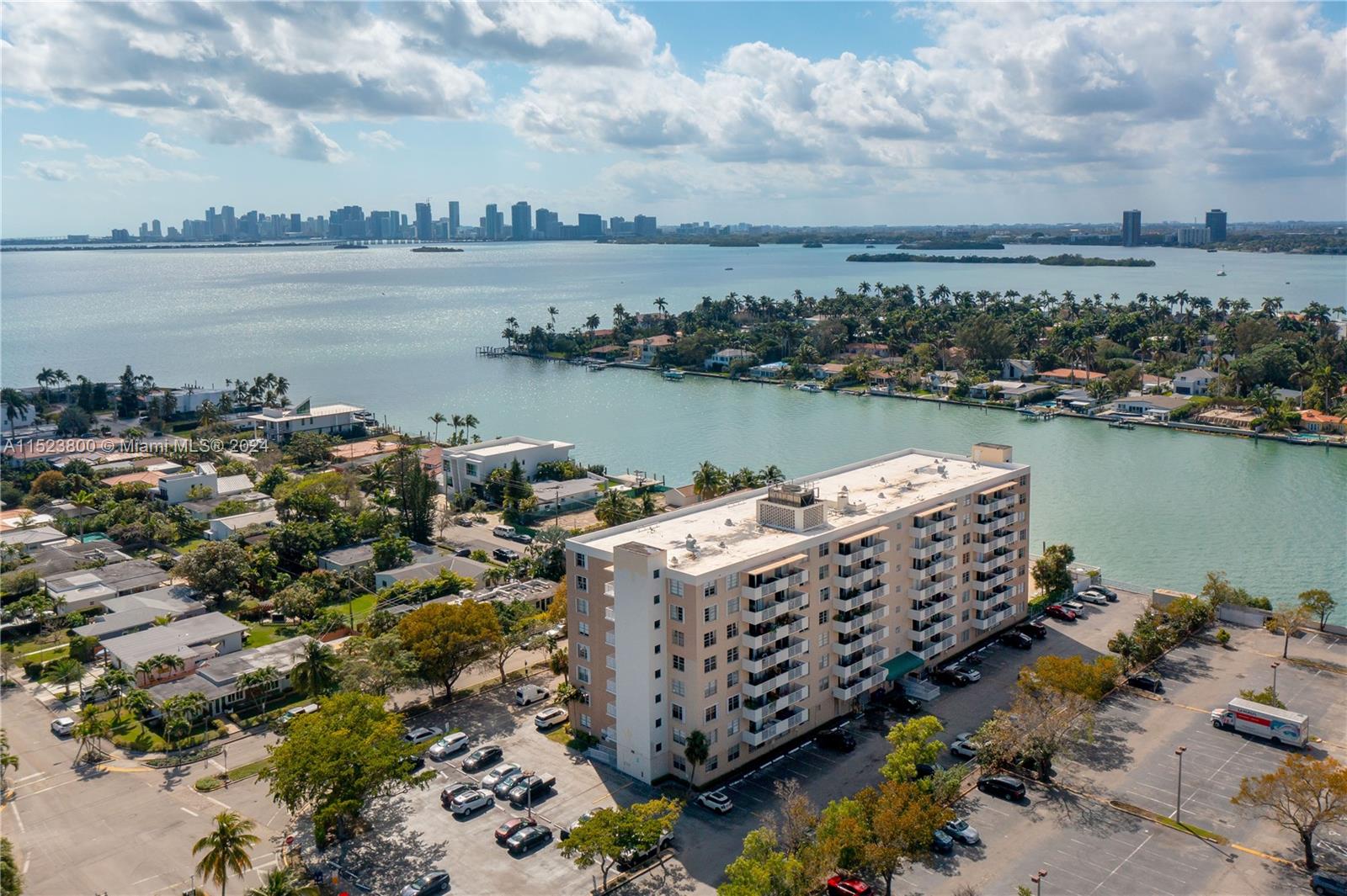 1455 N Treasure Dr PH-F, North Bay Village, Florida 33141, 1 Bedroom Bedrooms, ,1 BathroomBathrooms,Residential,For Sale,1455 N Treasure Dr PH-F,A11523800