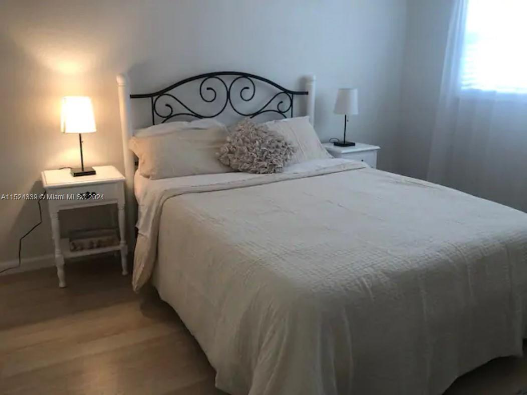 326 Wilson St 206, Hollywood, Florida 33019, 1 Bedroom Bedrooms, ,1 BathroomBathrooms,Residential,For Sale,326 Wilson St 206,A11524339