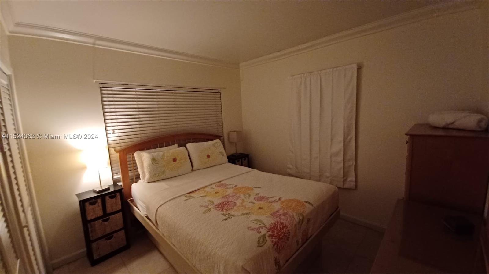 Hollywood, Florida 33019, 1 Bedroom Bedrooms, ,1 BathroomBathrooms,Residential,For Sale,A11524363