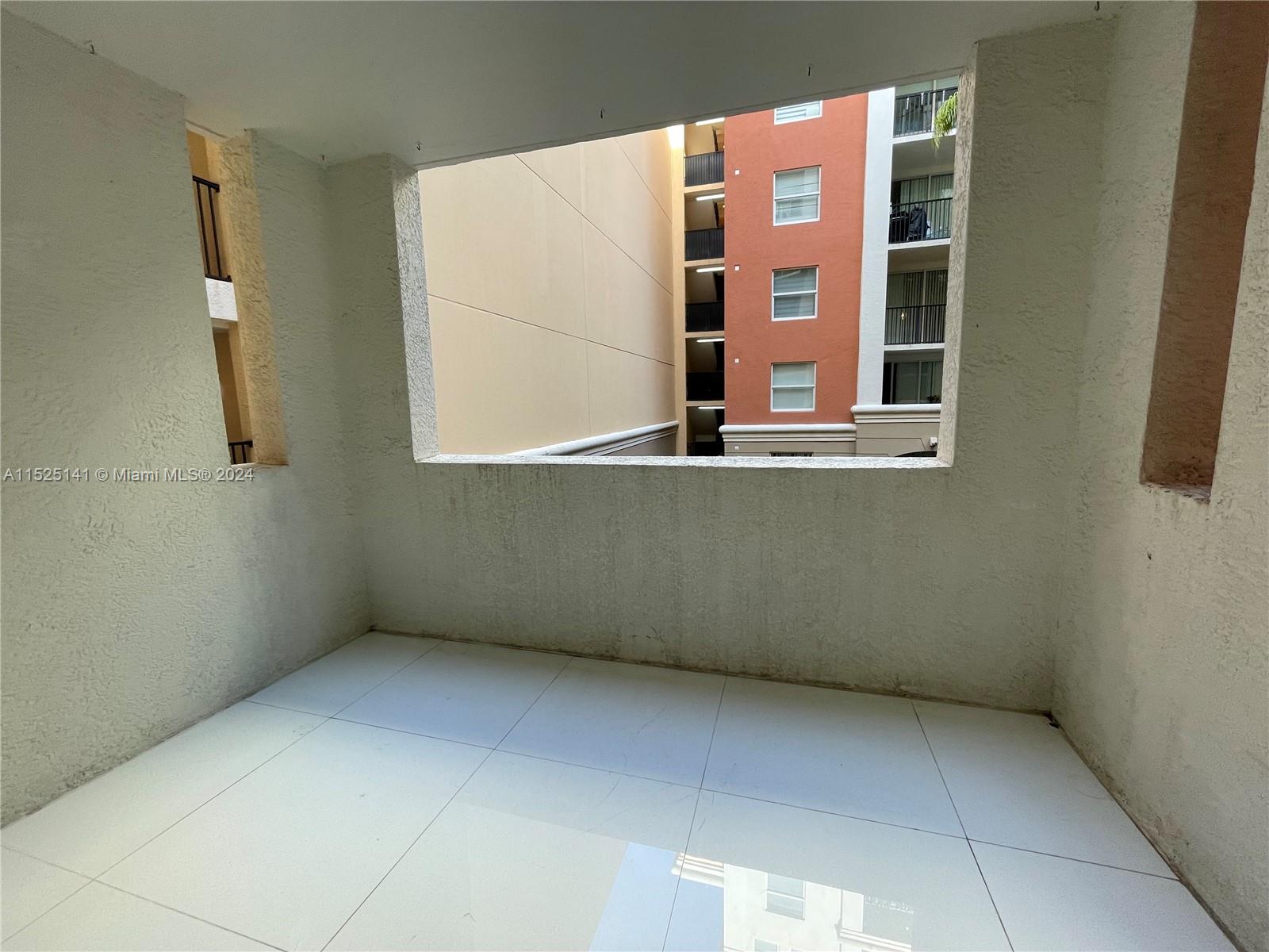 17100 N Bay Rd 1310, Sunny Isles Beach, Florida 33160, 2 Bedrooms Bedrooms, ,2 BathroomsBathrooms,Residentiallease,For Rent,17100 N Bay Rd 1310,A11525141