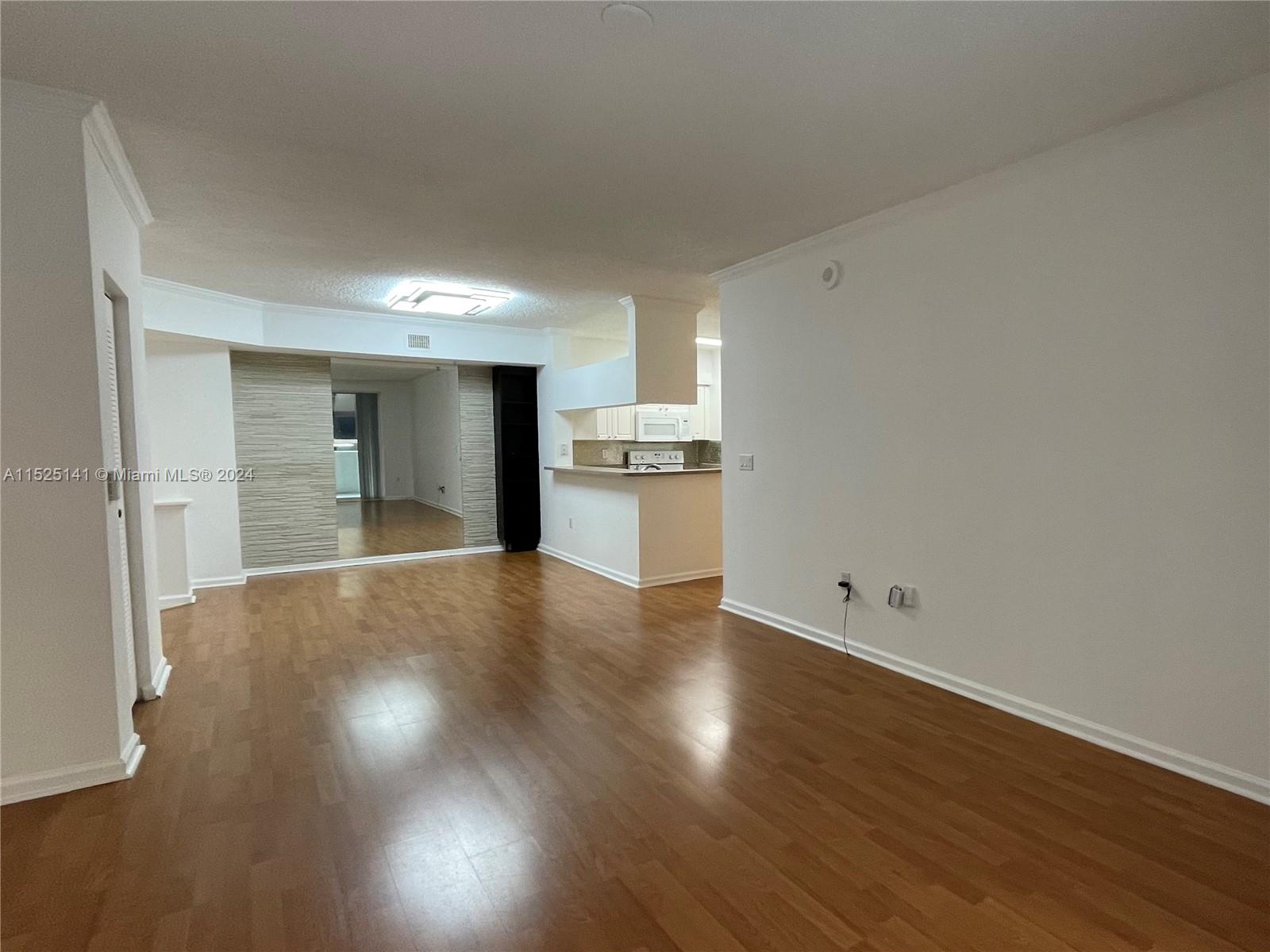 17100 N Bay Rd 1310, Sunny Isles Beach, Florida 33160, 2 Bedrooms Bedrooms, ,2 BathroomsBathrooms,Residentiallease,For Rent,17100 N Bay Rd 1310,A11525141