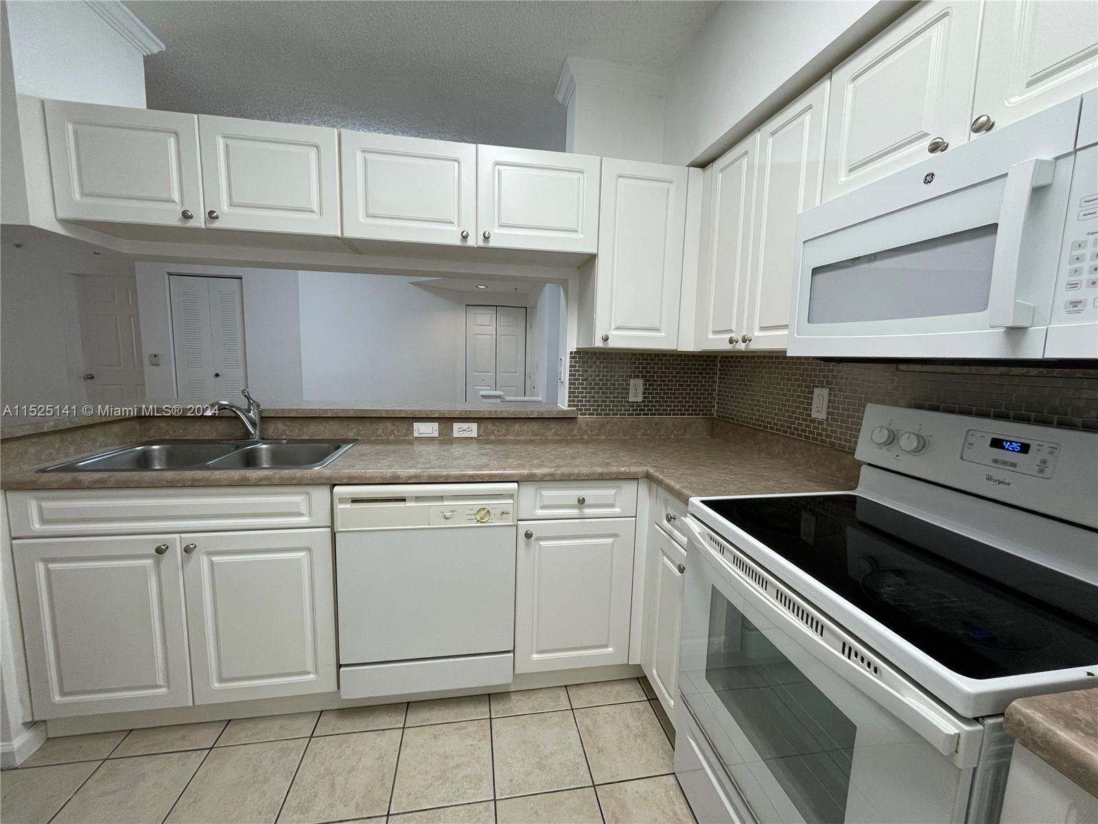 17100 N Bay Rd 1310, Sunny Isles Beach, Florida 33160, 2 Bedrooms Bedrooms, ,2 BathroomsBathrooms,Residentiallease,For Rent,17100 N Bay Rd 1310,A11525141