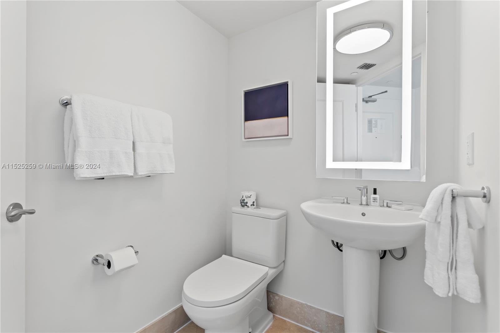 4401 Collins Ave 2503/2501, Miami Beach, Florida 33140, 2 Bedrooms Bedrooms, ,3 BathroomsBathrooms,Residential,For Sale,4401 Collins Ave 2503/2501,A11525259