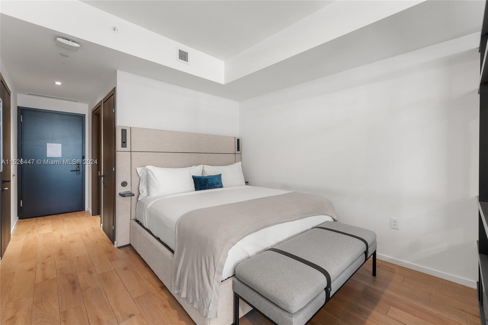 398 NE 5th St 2406, Miami, Florida 33132, ,1 BathroomBathrooms,Residentiallease,For Rent,398 NE 5th St 2406,A11526447