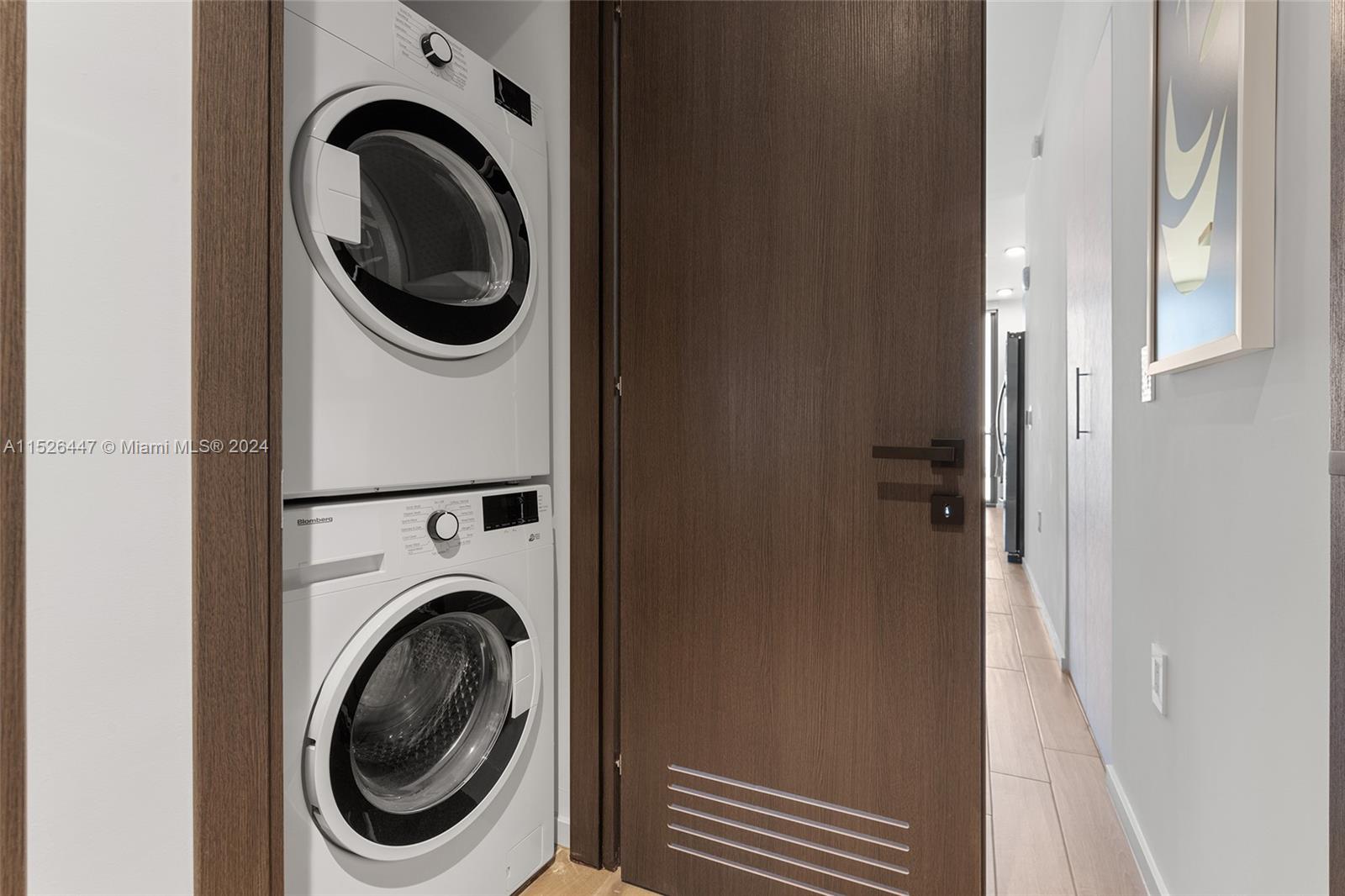 398 NE 5th St 2406, Miami, Florida 33132, ,1 BathroomBathrooms,Residentiallease,For Rent,398 NE 5th St 2406,A11526447