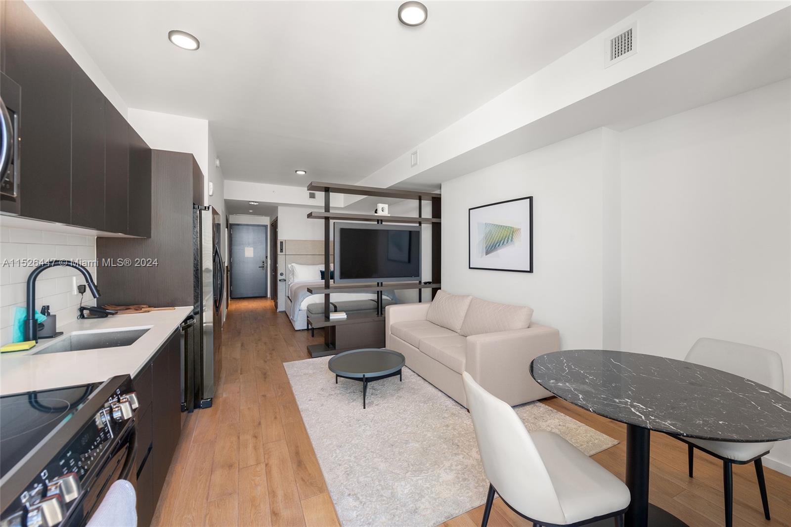 398 NE 5th St 2406, Miami, Florida 33132, ,1 BathroomBathrooms,Residentiallease,For Rent,398 NE 5th St 2406,A11526447