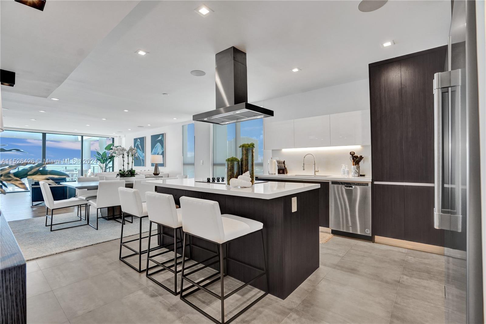 1930 Bay Dr Ph-1, Miami Beach, Florida 33141, 3 Bedrooms Bedrooms, ,3 BathroomsBathrooms,Residential,For Sale,1930 Bay Dr Ph-1,A11526426