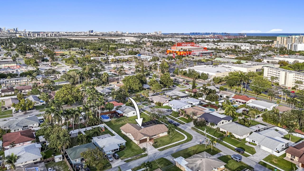 215 SE 1st Ter, Dania Beach, Florida 33004, 3 Bedrooms Bedrooms, ,3 BathroomsBathrooms,Residential,For Sale,215 SE 1st Ter,A11526365