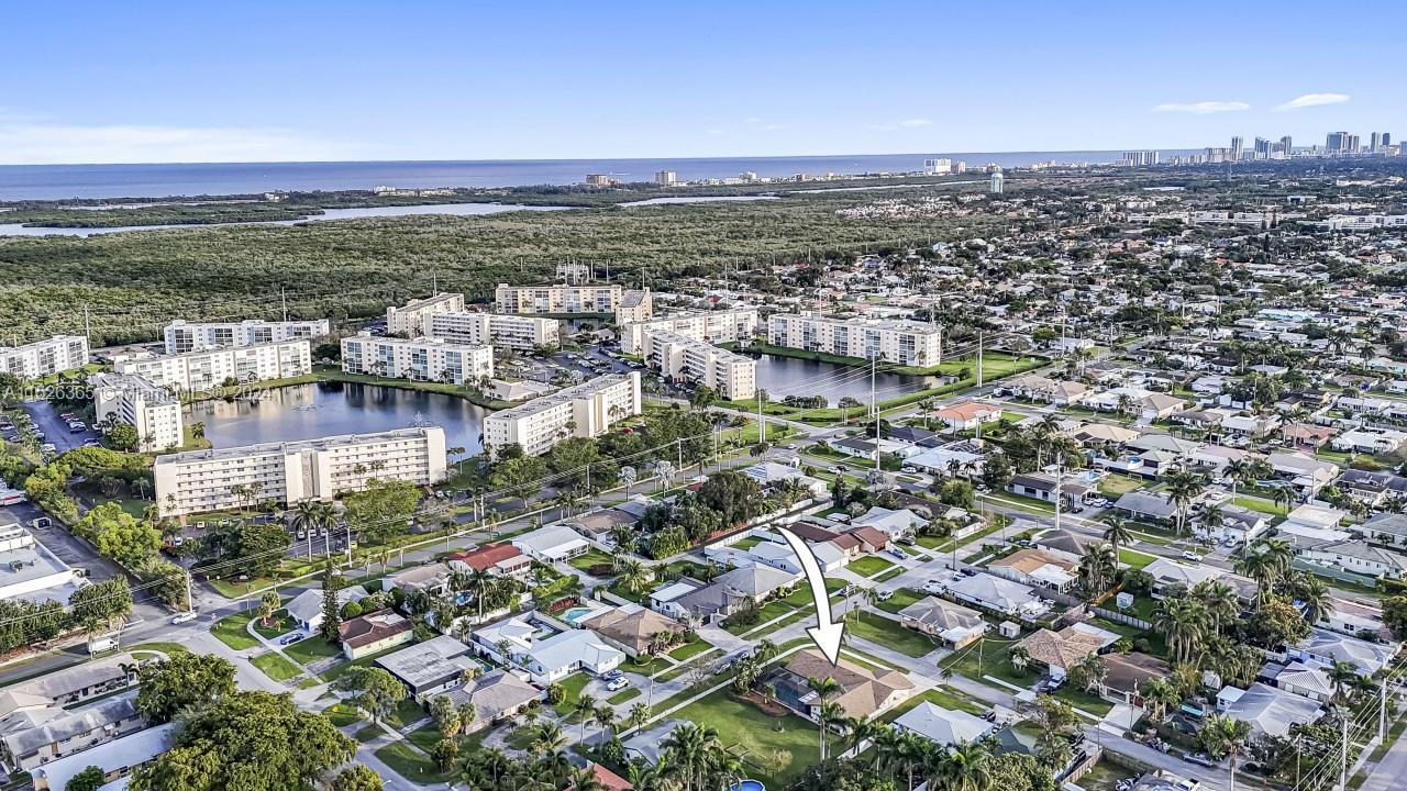 215 SE 1st Ter, Dania Beach, Florida 33004, 3 Bedrooms Bedrooms, ,3 BathroomsBathrooms,Residential,For Sale,215 SE 1st Ter,A11526365