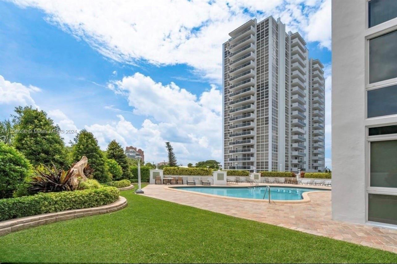 2715 N Ocean Blvd 3B, Fort Lauderdale, Florida 33308, 2 Bedrooms Bedrooms, ,2 BathroomsBathrooms,Residentiallease,For Rent,2715 N Ocean Blvd 3B,A11526538