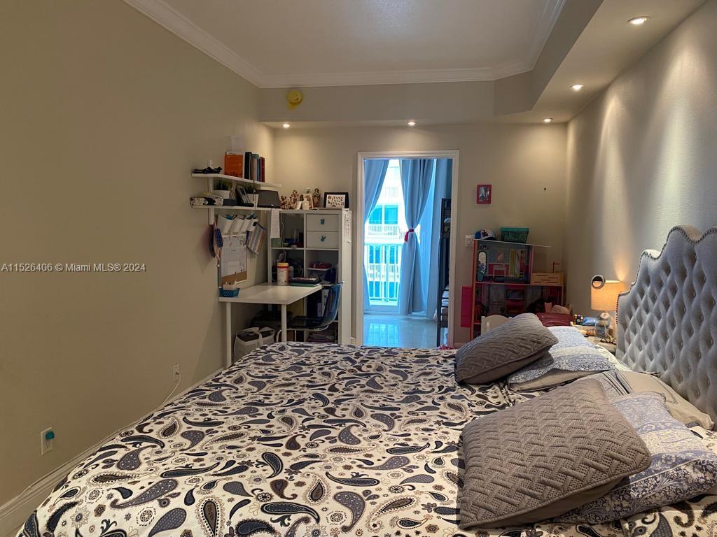 5401 Collins Ave 339, Miami Beach, Florida 33140, 1 Bedroom Bedrooms, ,1 BathroomBathrooms,Residential,For Sale,5401 Collins Ave 339,A11526406