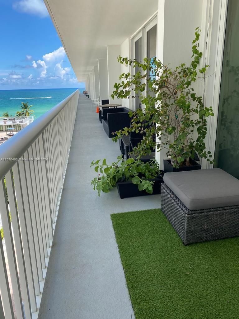 5401 Collins Ave 339, Miami Beach, Florida 33140, 1 Bedroom Bedrooms, ,1 BathroomBathrooms,Residential,For Sale,5401 Collins Ave 339,A11526406