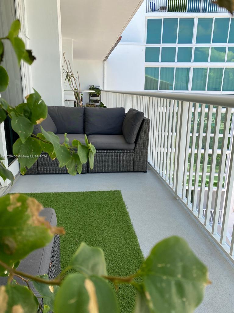 5401 Collins Ave 339, Miami Beach, Florida 33140, 1 Bedroom Bedrooms, ,1 BathroomBathrooms,Residential,For Sale,5401 Collins Ave 339,A11526406