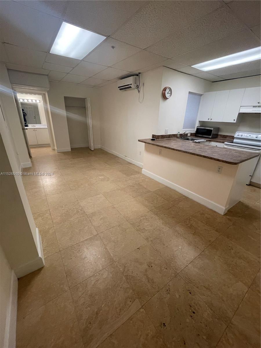 Miami, Florida 33145, ,1 BathroomBathrooms,Residentiallease,For Rent,A11526510