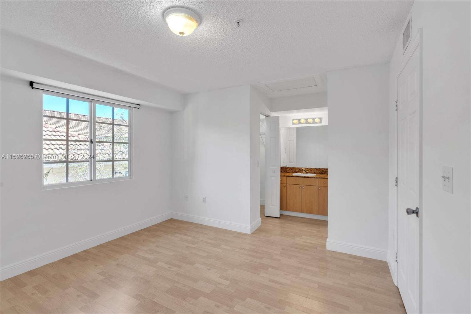 2921 NE 185th St 1203, Aventura, Florida 33180, 2 Bedrooms Bedrooms, ,2 BathroomsBathrooms,Residential,For Sale,2921 NE 185th St 1203,A11526265