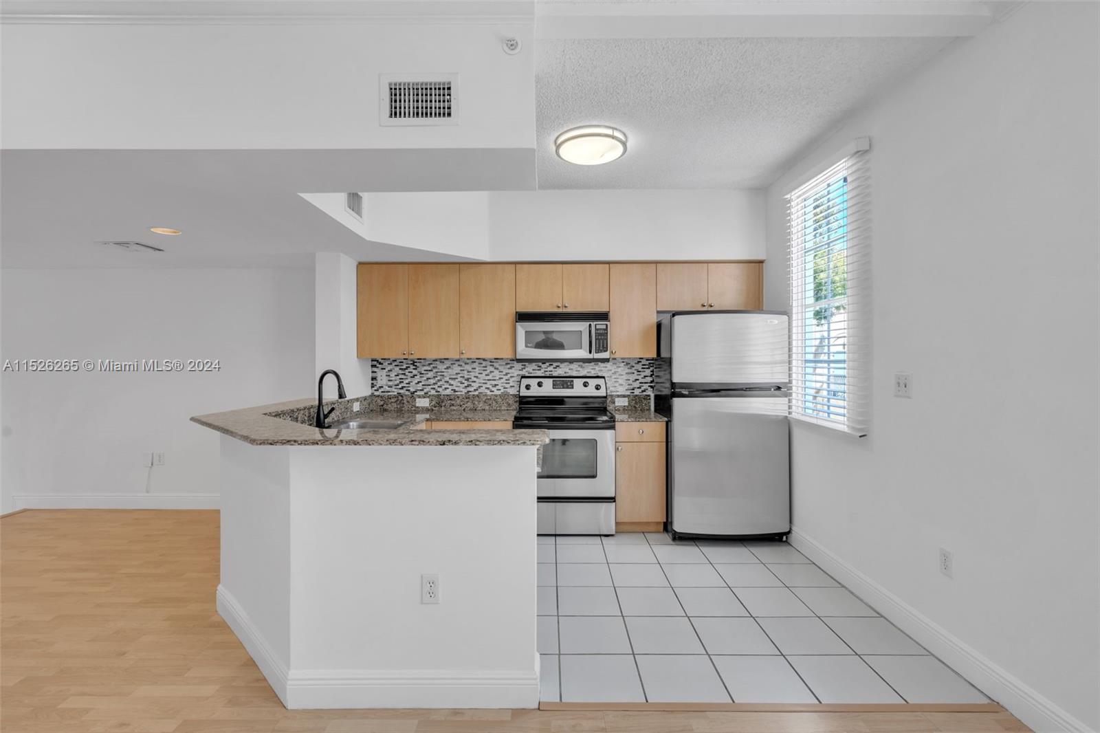 2921 NE 185th St 1203, Aventura, Florida 33180, 2 Bedrooms Bedrooms, ,2 BathroomsBathrooms,Residential,For Sale,2921 NE 185th St 1203,A11526265