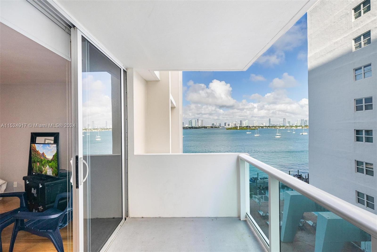 1200 West Ave 524, Miami Beach, Florida 33139, ,1 BathroomBathrooms,Residentiallease,For Rent,1200 West Ave 524,A11524917