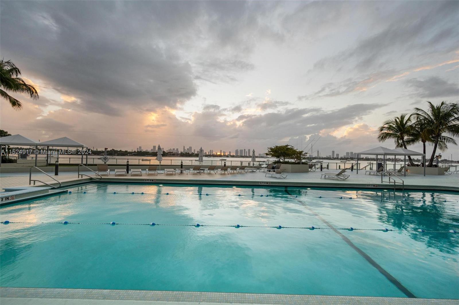 1200 West Ave 524, Miami Beach, Florida 33139, ,1 BathroomBathrooms,Residentiallease,For Rent,1200 West Ave 524,A11524917