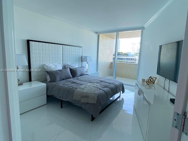 300 S Pointe Dr 806, Miami Beach, Florida 33139, 1 Bedroom Bedrooms, ,1 BathroomBathrooms,Residential,For Sale,300 S Pointe Dr 806,A11526559