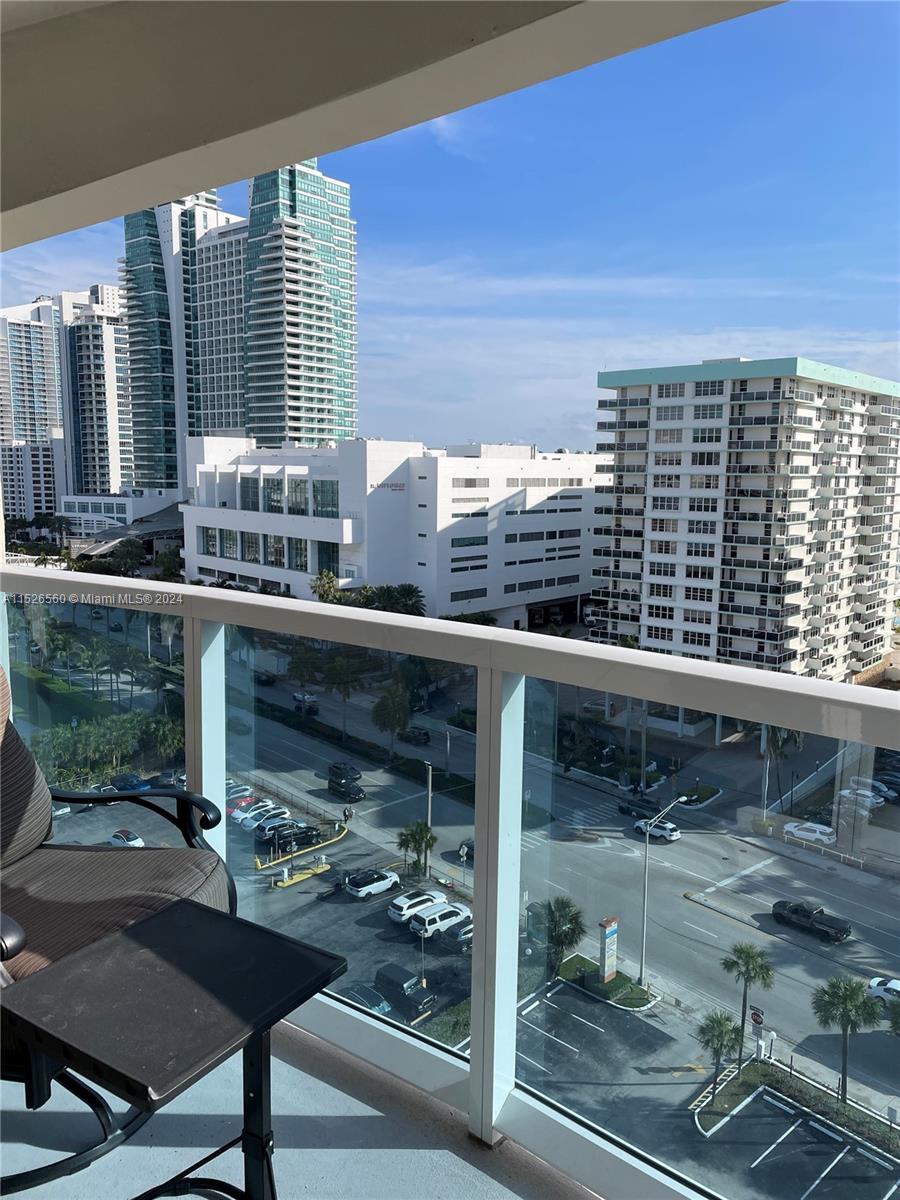 3800 S Ocean Dr 1219, Hollywood, Florida 33019, 2 Bedrooms Bedrooms, ,2 BathroomsBathrooms,Residentiallease,For Rent,3800 S Ocean Dr 1219,A11526560