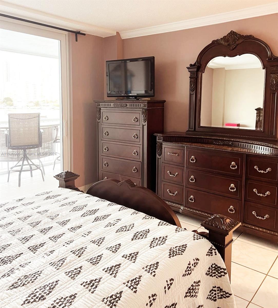 410 Golden Isles Dr. 407, Hallandale Beach, Florida 33009, 1 Bedroom Bedrooms, ,1 BathroomBathrooms,Residential,For Sale,410 Golden Isles Dr. 407,A11526506