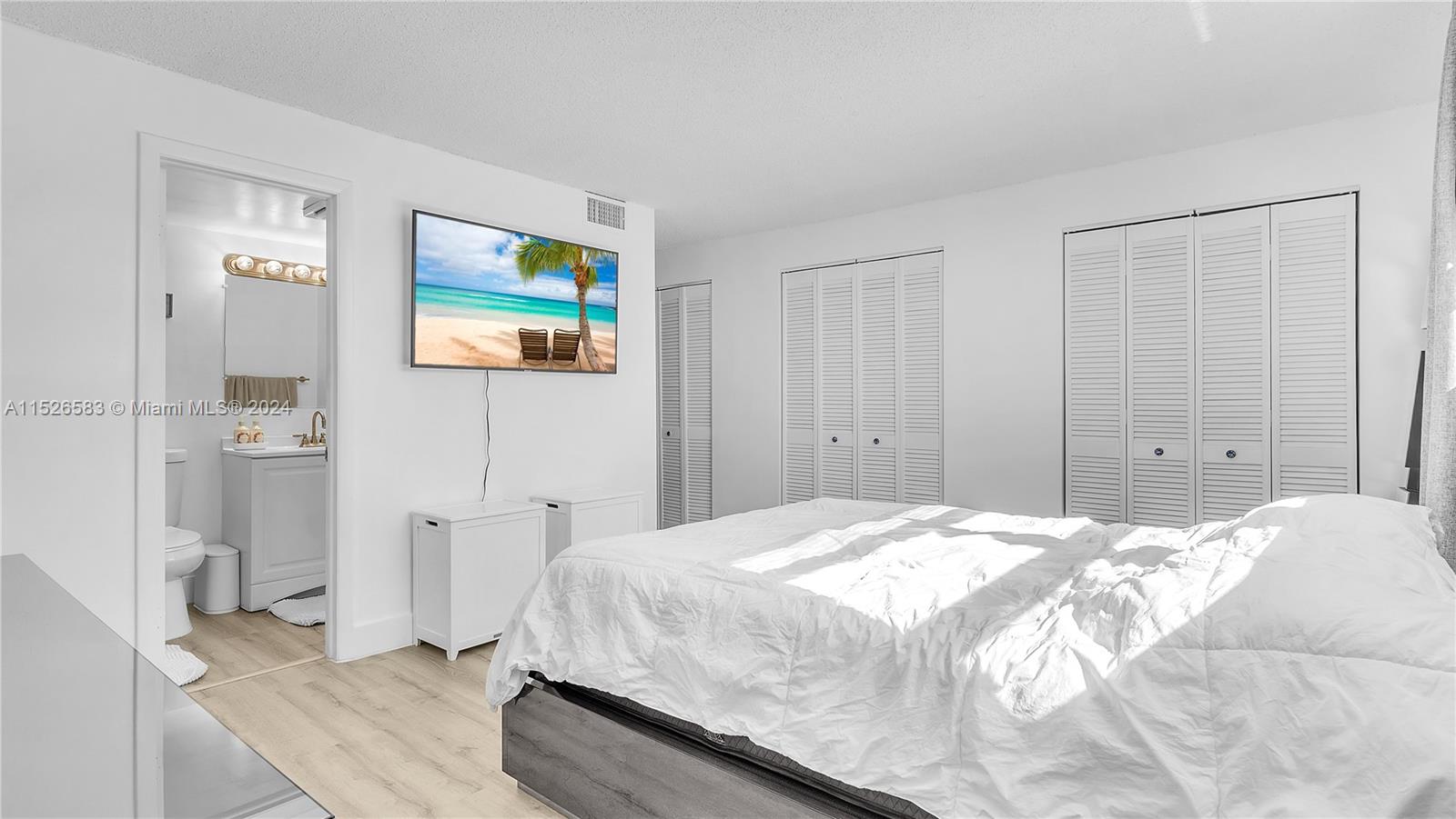 311 SE 3rd St 206, Dania Beach, Florida 33004, 2 Bedrooms Bedrooms, ,2 BathroomsBathrooms,Residential,For Sale,311 SE 3rd St 206,A11526583