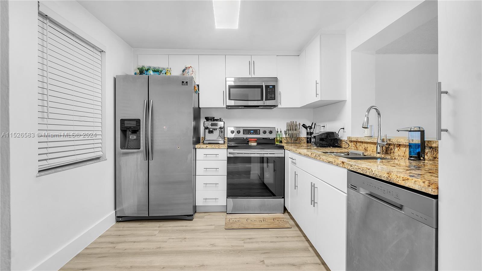 311 SE 3rd St 206, Dania Beach, Florida 33004, 2 Bedrooms Bedrooms, ,2 BathroomsBathrooms,Residential,For Sale,311 SE 3rd St 206,A11526583