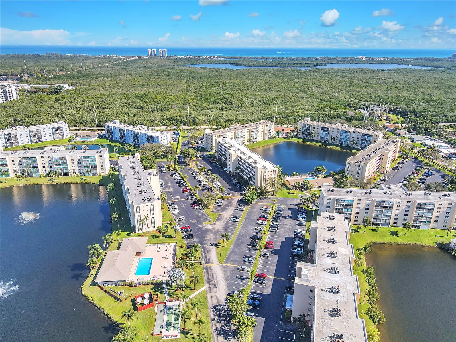 311 SE 3rd St 206, Dania Beach, Florida 33004, 2 Bedrooms Bedrooms, ,2 BathroomsBathrooms,Residential,For Sale,311 SE 3rd St 206,A11526583