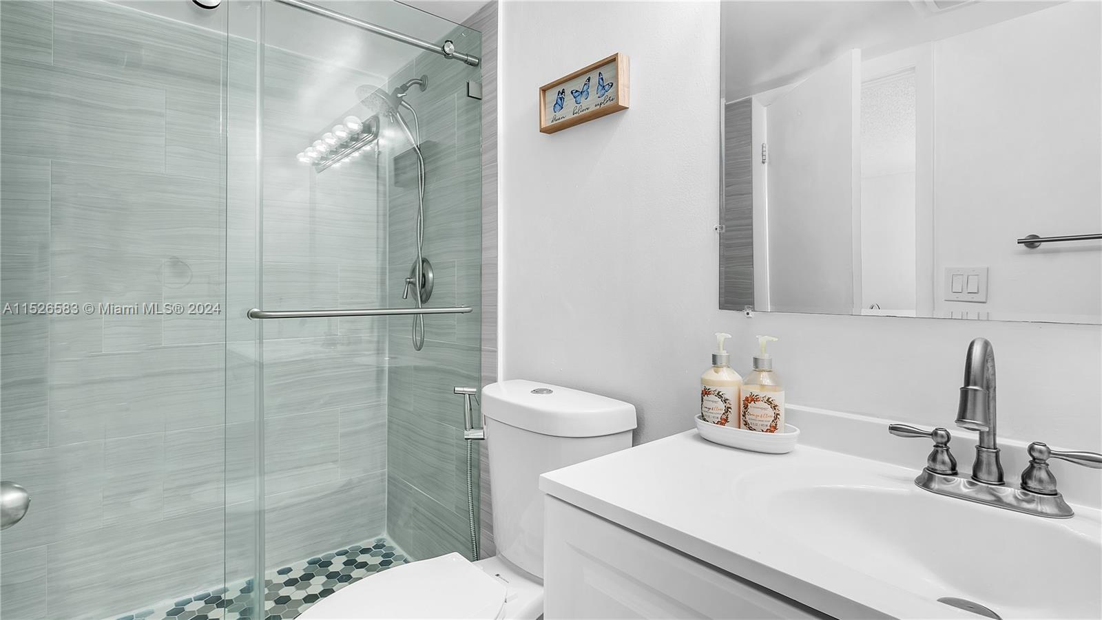 311 SE 3rd St 206, Dania Beach, Florida 33004, 2 Bedrooms Bedrooms, ,2 BathroomsBathrooms,Residential,For Sale,311 SE 3rd St 206,A11526583