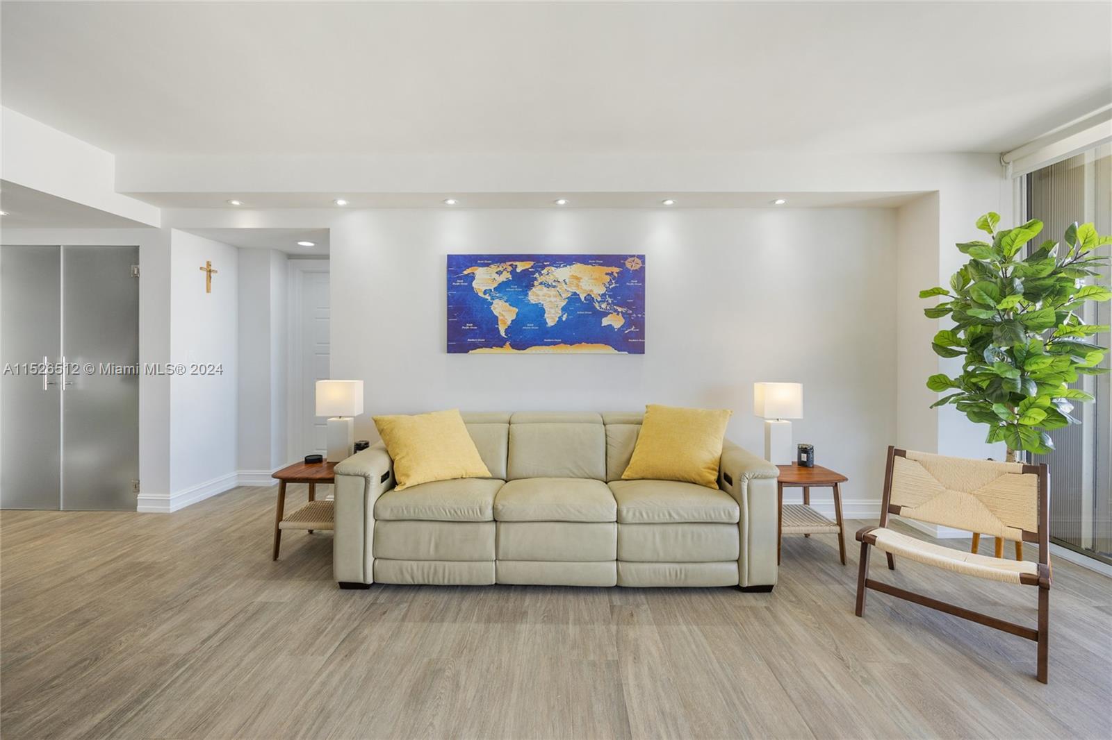 20191 Country Club Dr, Aventura, FL, 33180 United States, 2 Bedrooms Bedrooms, ,2 BathroomsBathrooms,Residential,For Sale,Country Club Dr,A11526512