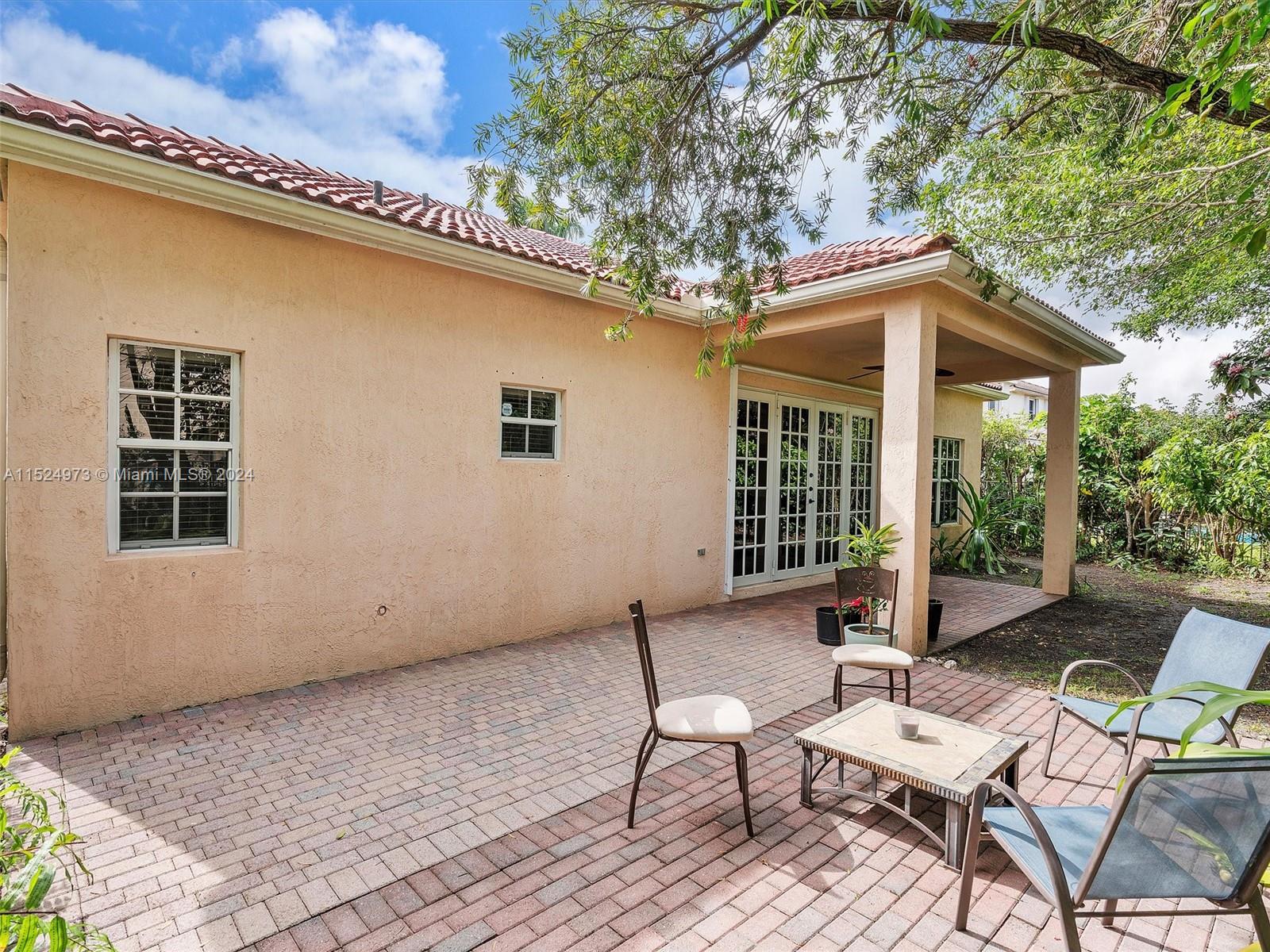 4319 Fox Hollow, Weston, Florida 33331, 4 Bedrooms Bedrooms, ,2 BathroomsBathrooms,Residential,For Sale,4319 Fox Hollow,A11524973