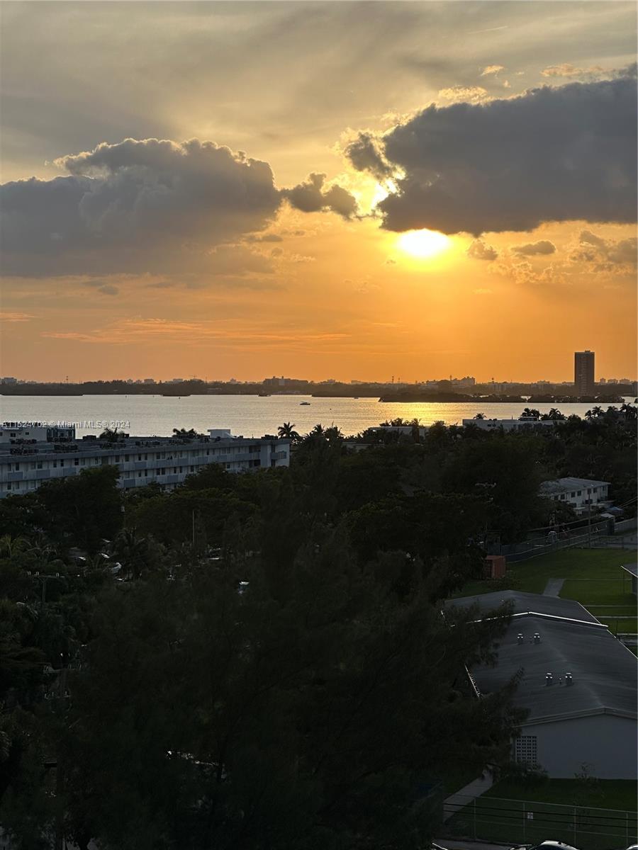 7545 E Treasure Dr 9H, North Bay Village, Florida 33141, 3 Bedrooms Bedrooms, ,2 BathroomsBathrooms,Residential,For Sale,7545 E Treasure Dr 9H,A11524702