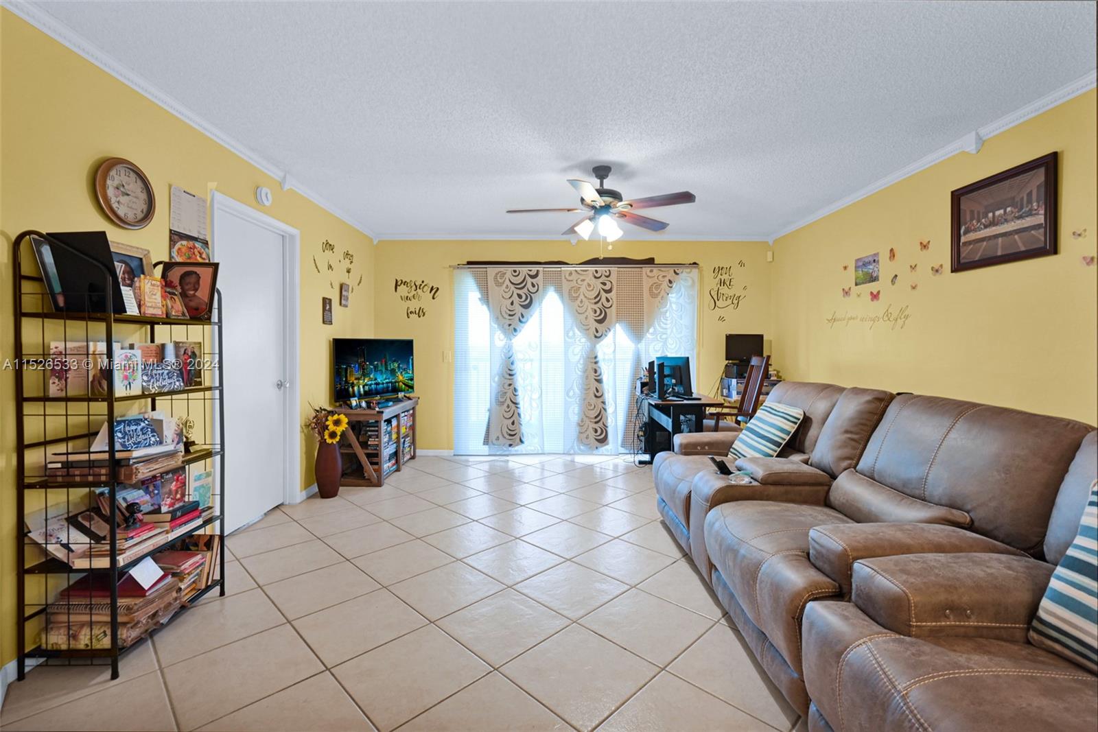 1400 137th Ave, Pembroke Pines, FL, 33027 United States, 2 Bedrooms Bedrooms, ,2 BathroomsBathrooms,Residential,For Sale,137th Ave,A11526533