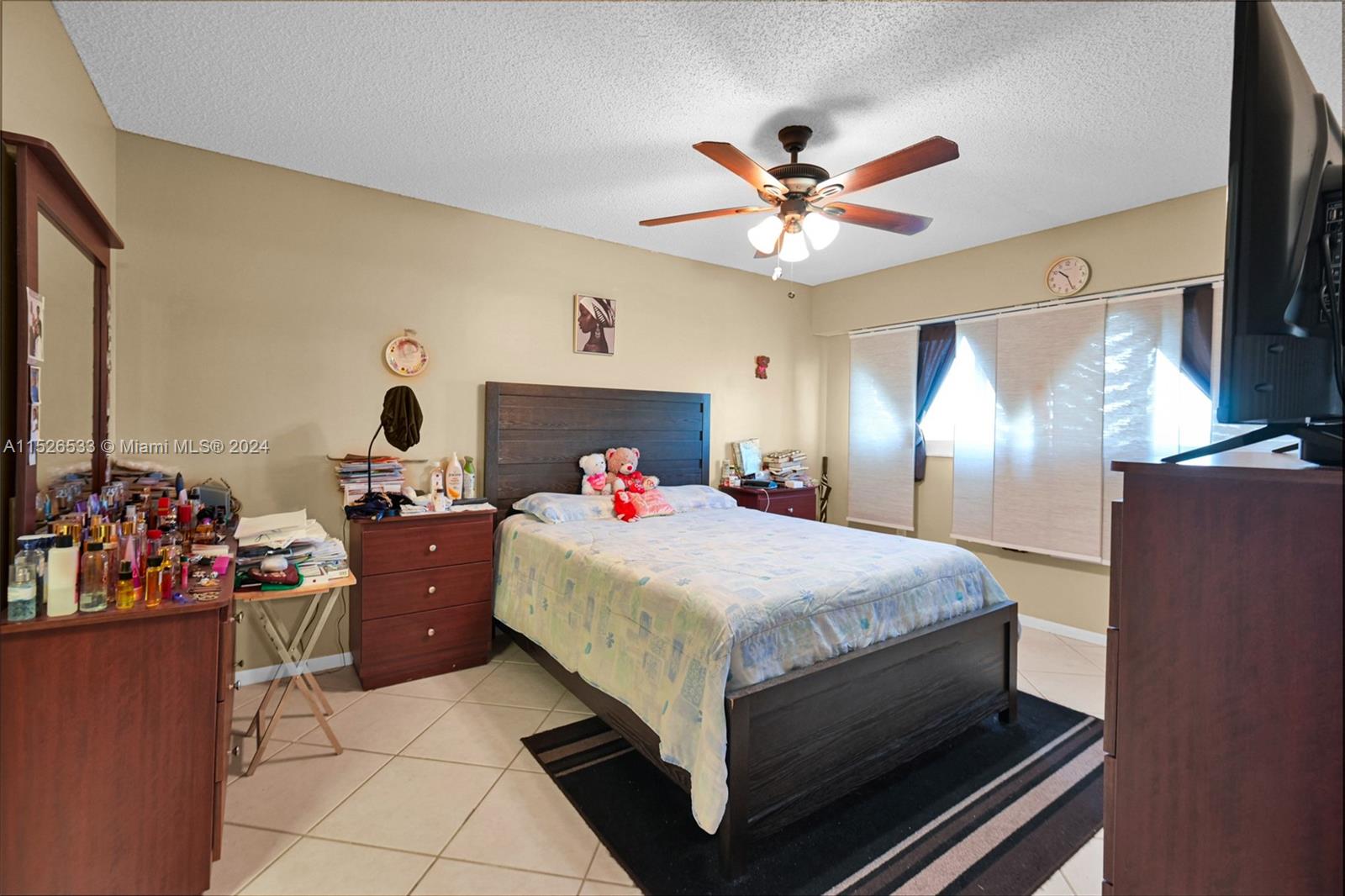 1400 137th Ave, Pembroke Pines, FL, 33027 United States, 2 Bedrooms Bedrooms, ,2 BathroomsBathrooms,Residential,For Sale,137th Ave,A11526533