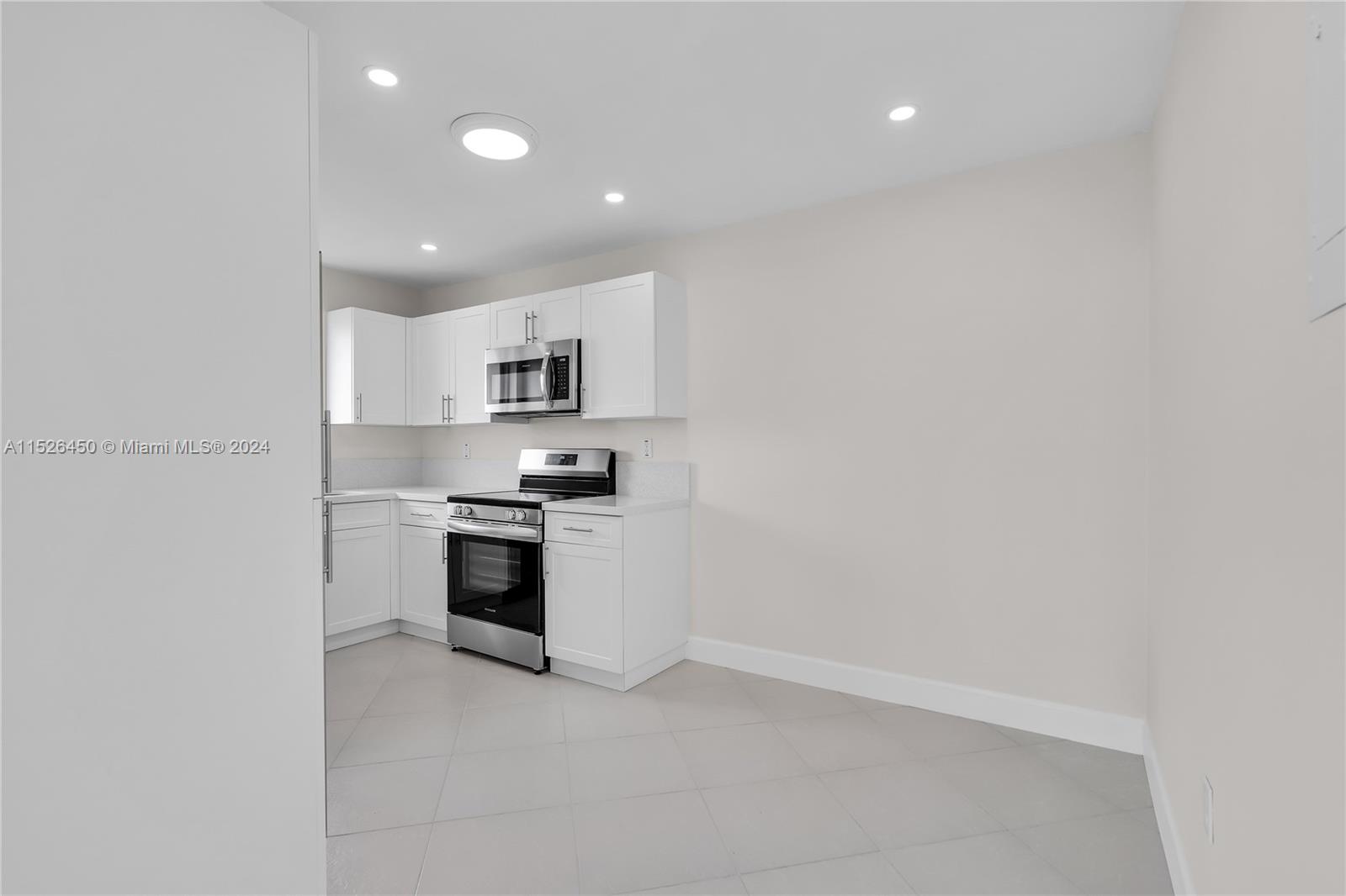 2780 183rd St, Aventura, FL, 33160 United States, 2 Bedrooms Bedrooms, ,2 BathroomsBathrooms,Residential,For Sale,183rd St,A11526450