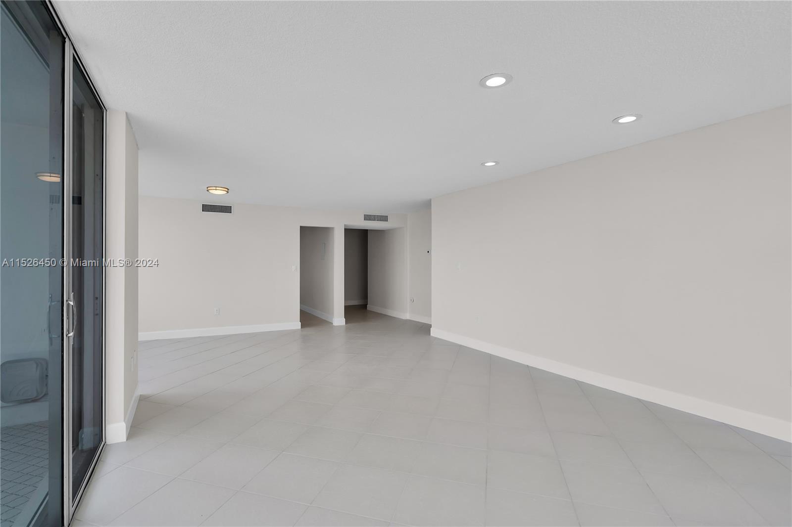 2780 183rd St, Aventura, FL, 33160 United States, 2 Bedrooms Bedrooms, ,2 BathroomsBathrooms,Residential,For Sale,183rd St,A11526450