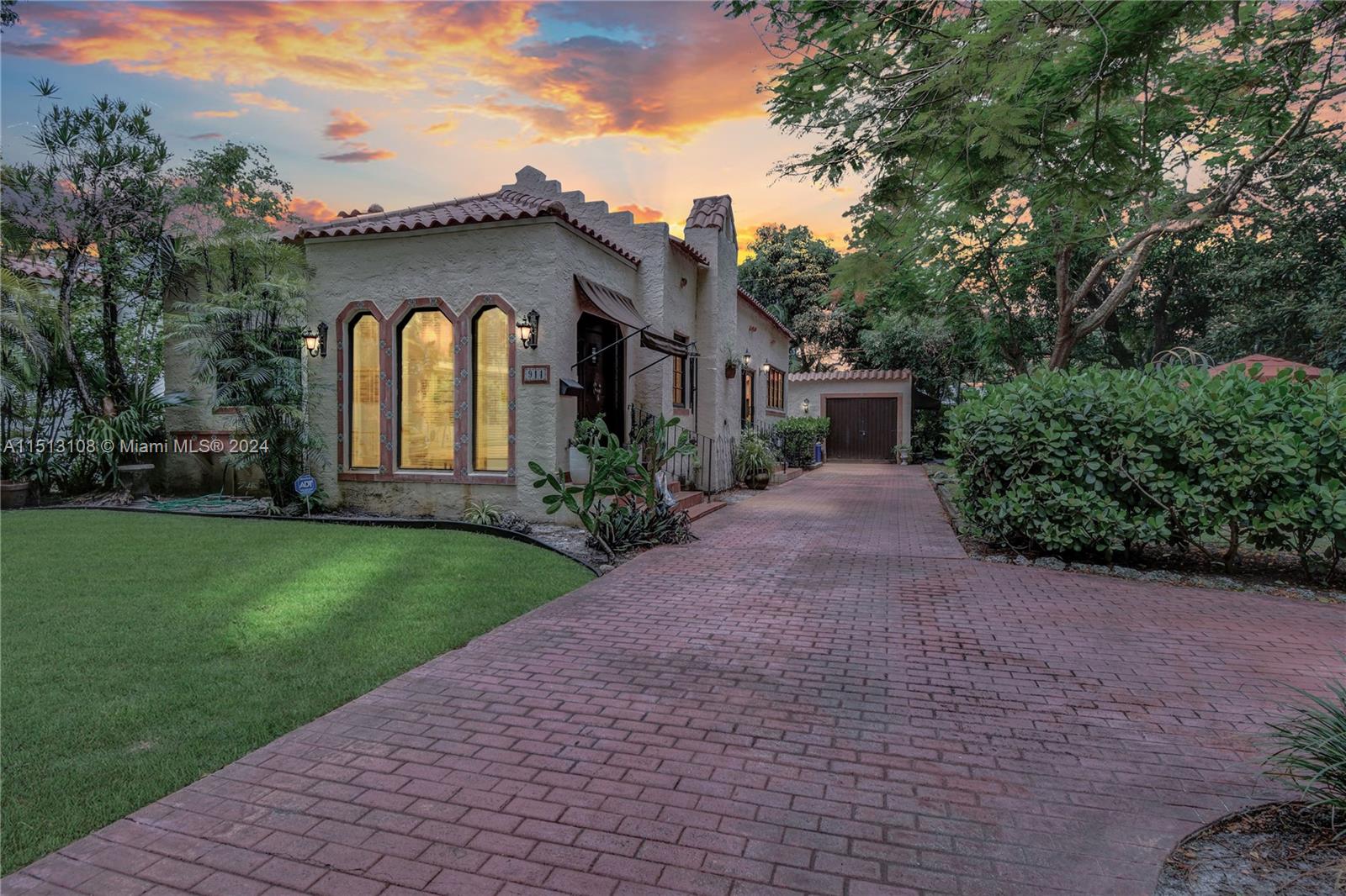 Welcome to this beautifully renovated & immaculate Spanish-style home in Coral Gables. Huge nearly 9,000 sq ft lot where others are 5000-6000 max.Gorgeous guest house. Vibrant flowering trees and a large driveway welcome your home. Old-school Gable's style with many modern features. Open living area with a well-appointed kitchen and entertaining space. Closets galore. Beautiful bathroom. Enjoy the sound of birds chipping in canopied garden terrace. Close to everything you need, minutes from best restaurants, shopping and more. Impact glass windows and doors keep this home cool and quiet. 

With an over-sized lot you could add a pool or even create your dream home! The city may allow you to expand to a 2-story home with rooftop terraces, large pool, and lots of outdoor entertaining space!