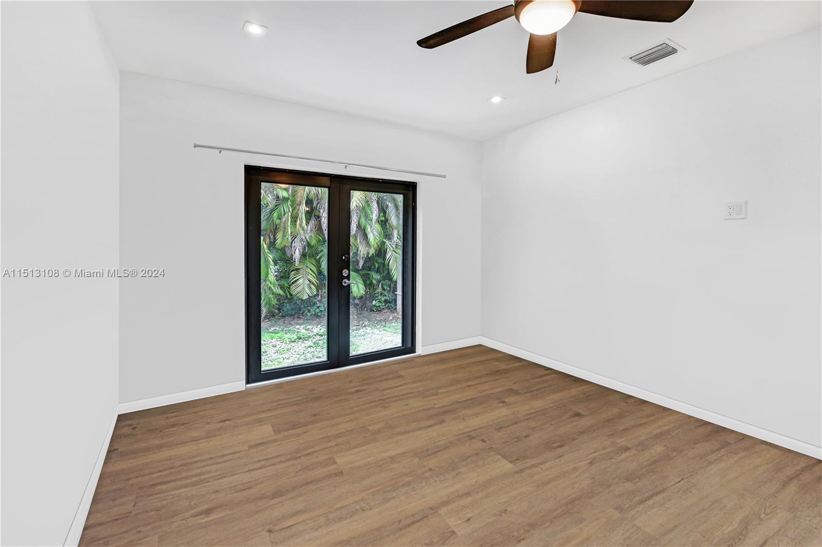 914 Madrid St, Coral Gables, Florida 33134, 3 Bedrooms Bedrooms, ,3 BathroomsBathrooms,Residential,For Sale,914 Madrid St,A11513108