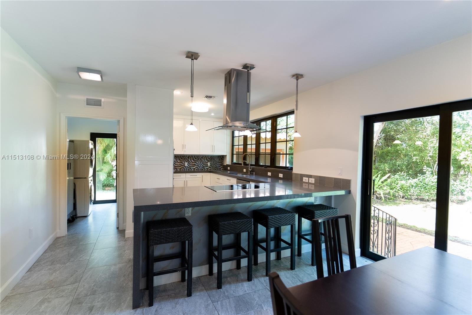 914 Madrid St, Coral Gables, Florida 33134, 3 Bedrooms Bedrooms, ,3 BathroomsBathrooms,Residential,For Sale,914 Madrid St,A11513108