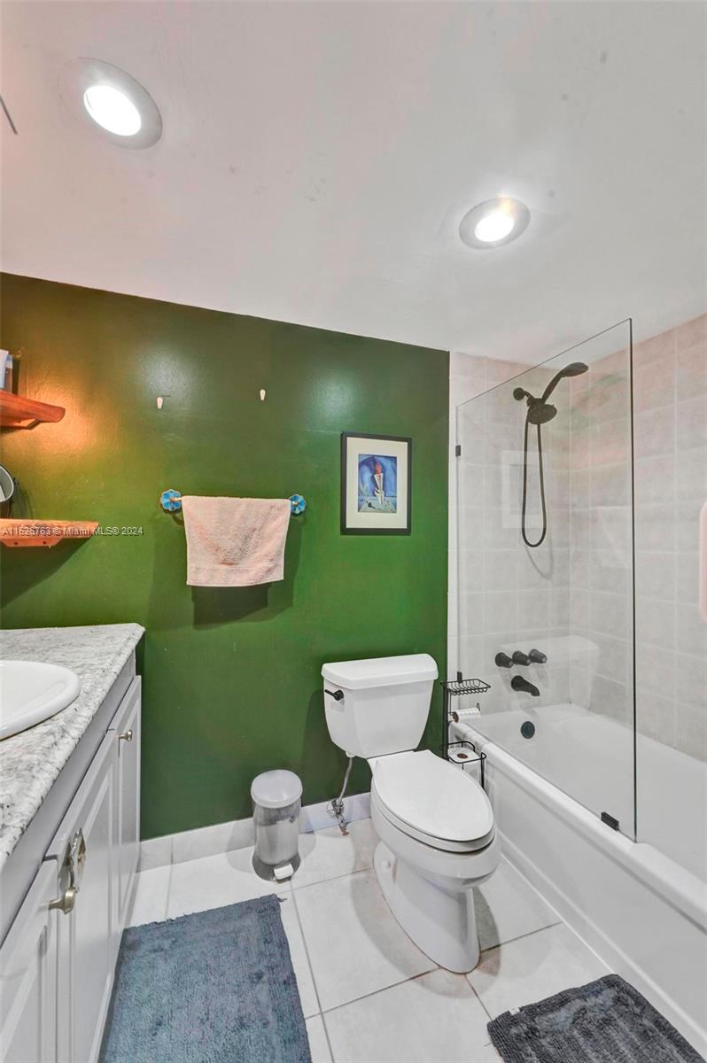 601 Three Islands Blvd 102, Hallandale Beach, Florida 33009, 3 Bedrooms Bedrooms, ,2 BathroomsBathrooms,Residential,For Sale,601 Three Islands Blvd 102,A11526763