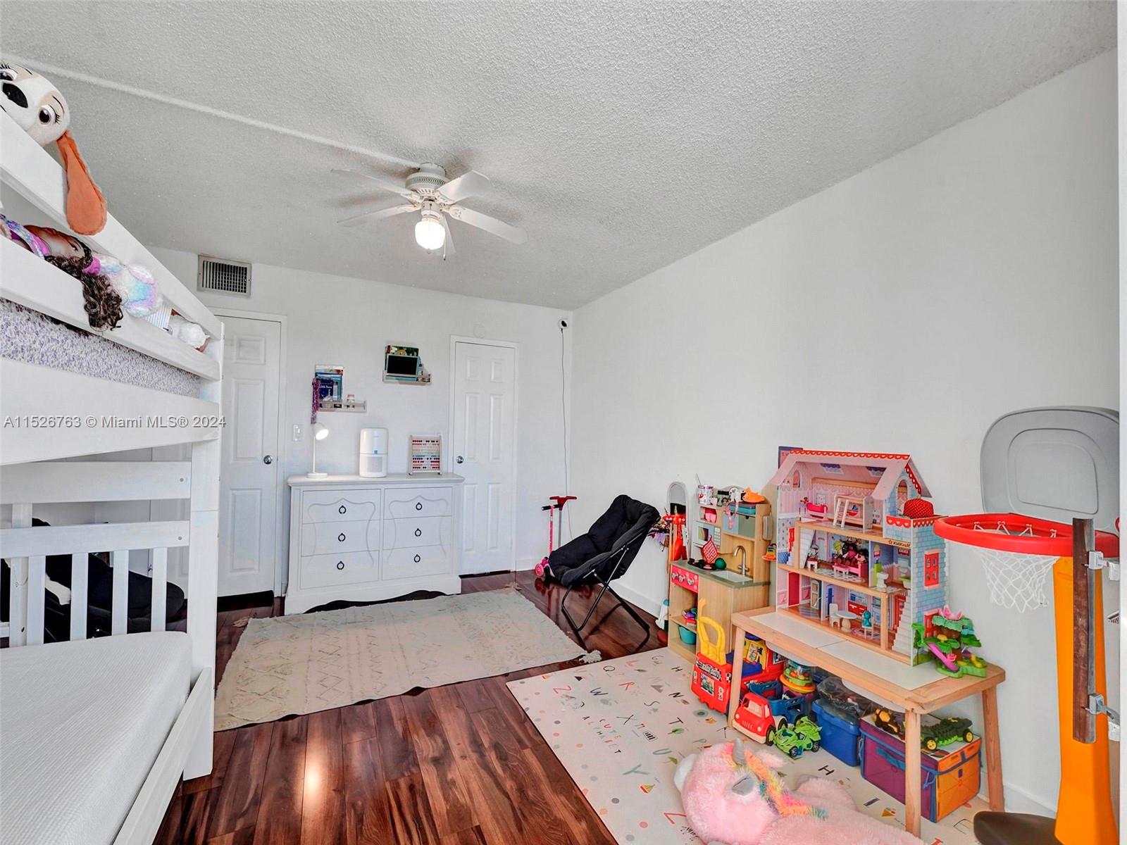 601 Three Islands Blvd 102, Hallandale Beach, Florida 33009, 3 Bedrooms Bedrooms, ,2 BathroomsBathrooms,Residential,For Sale,601 Three Islands Blvd 102,A11526763