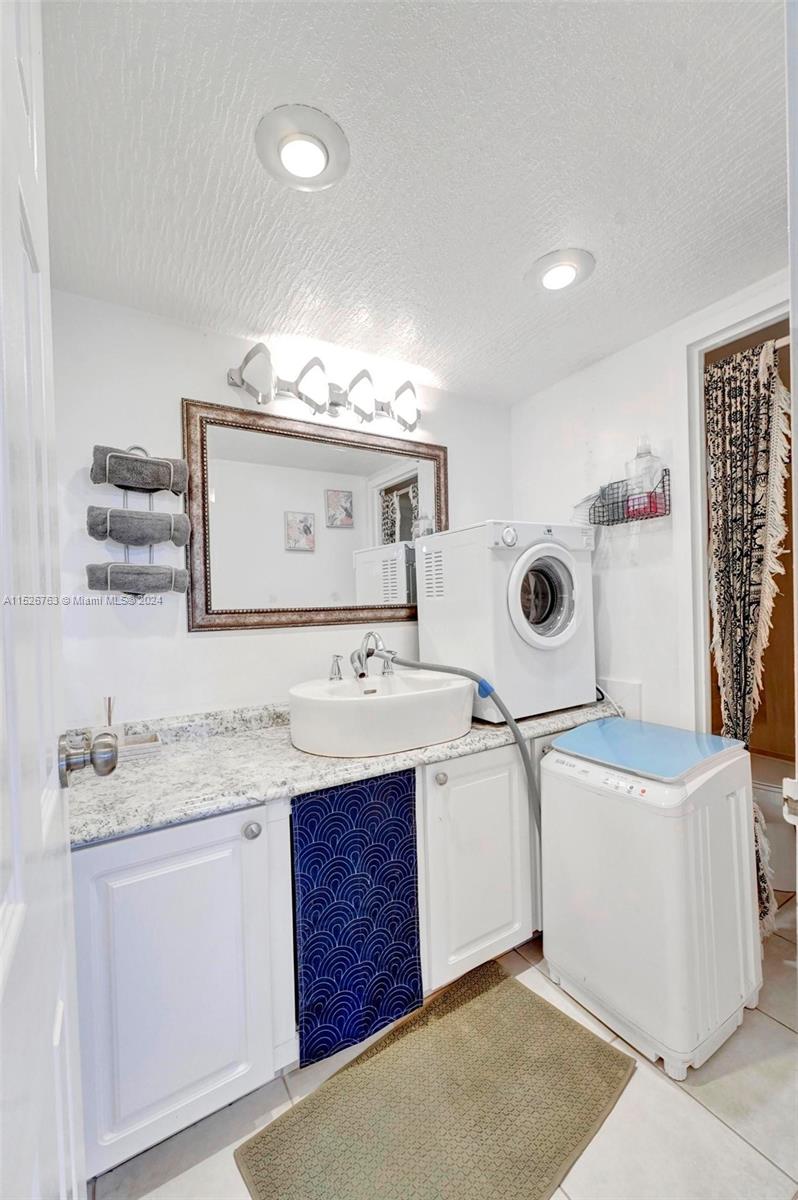 601 Three Islands Blvd 102, Hallandale Beach, Florida 33009, 3 Bedrooms Bedrooms, ,2 BathroomsBathrooms,Residential,For Sale,601 Three Islands Blvd 102,A11526763