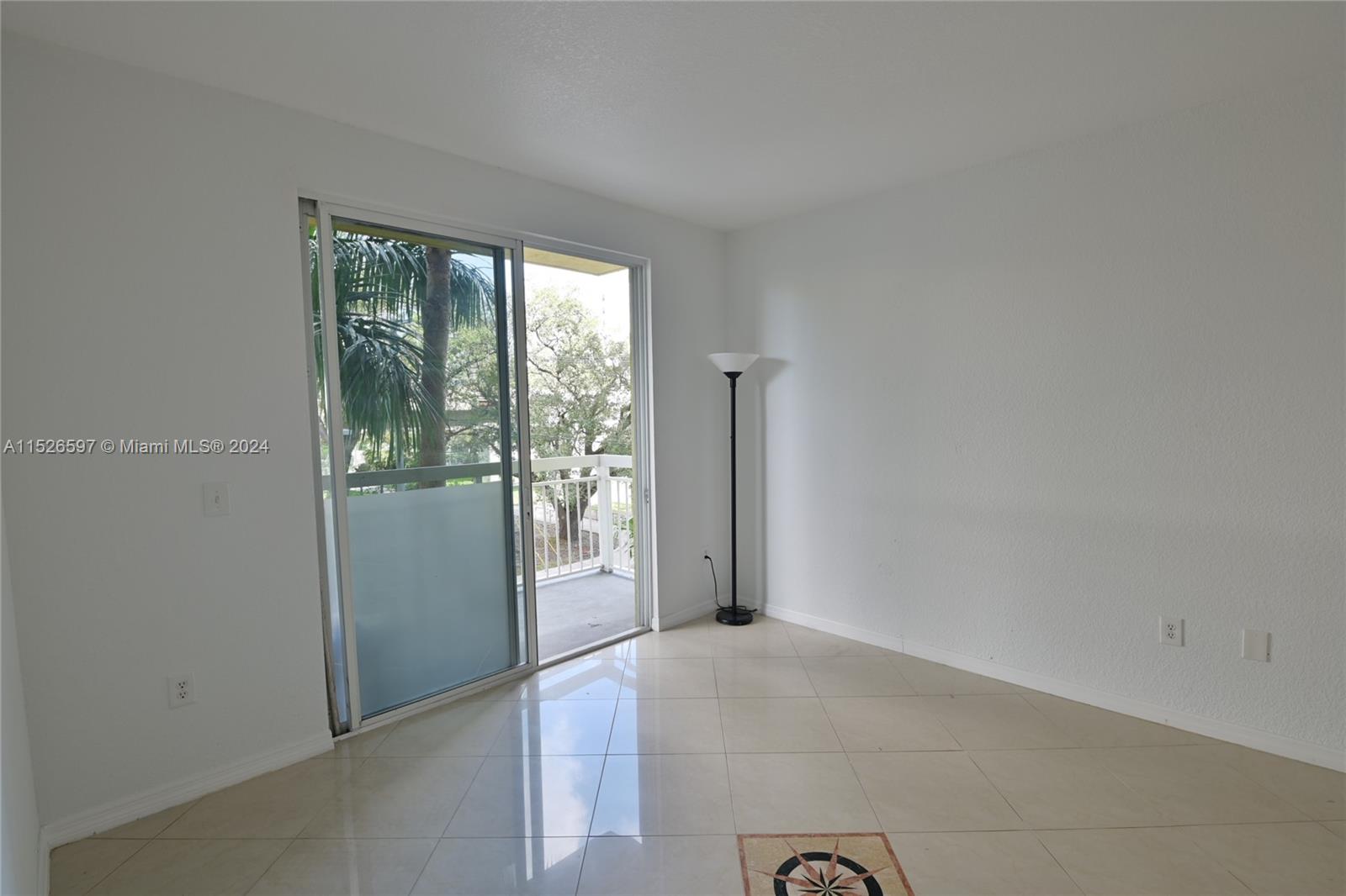 816 NW 11th St 303, Miami, Florida 33136, 1 Bedroom Bedrooms, ,1 BathroomBathrooms,Residential,For Sale,816 NW 11th St 303,A11526597