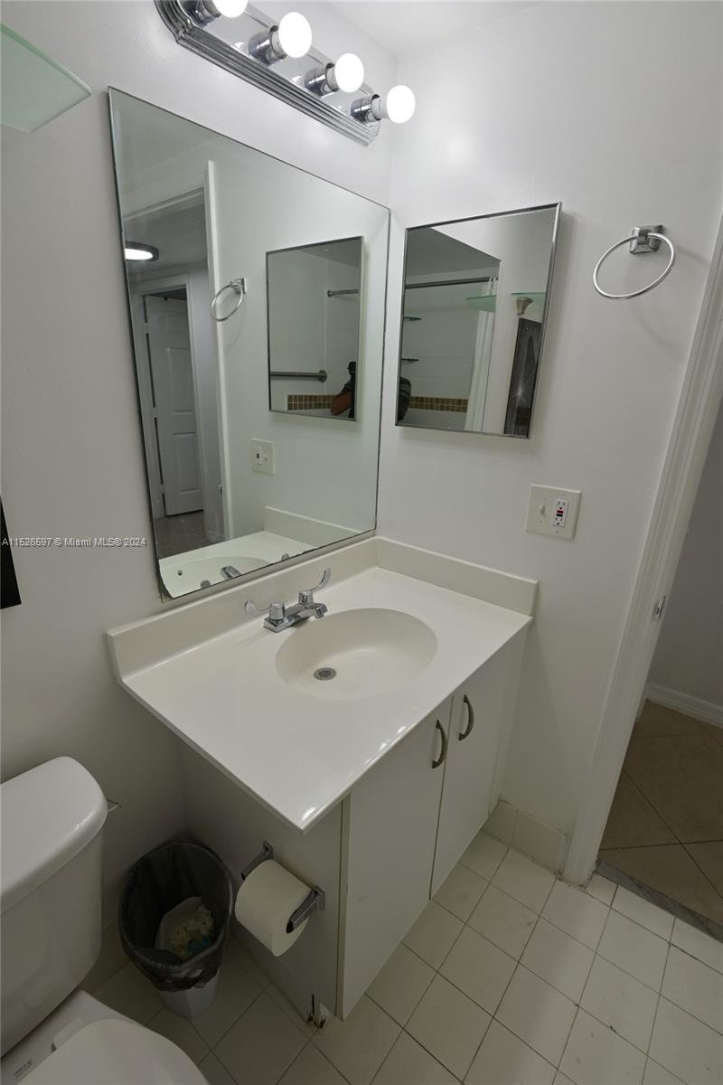 816 NW 11th St 303, Miami, Florida 33136, 1 Bedroom Bedrooms, ,1 BathroomBathrooms,Residential,For Sale,816 NW 11th St 303,A11526597