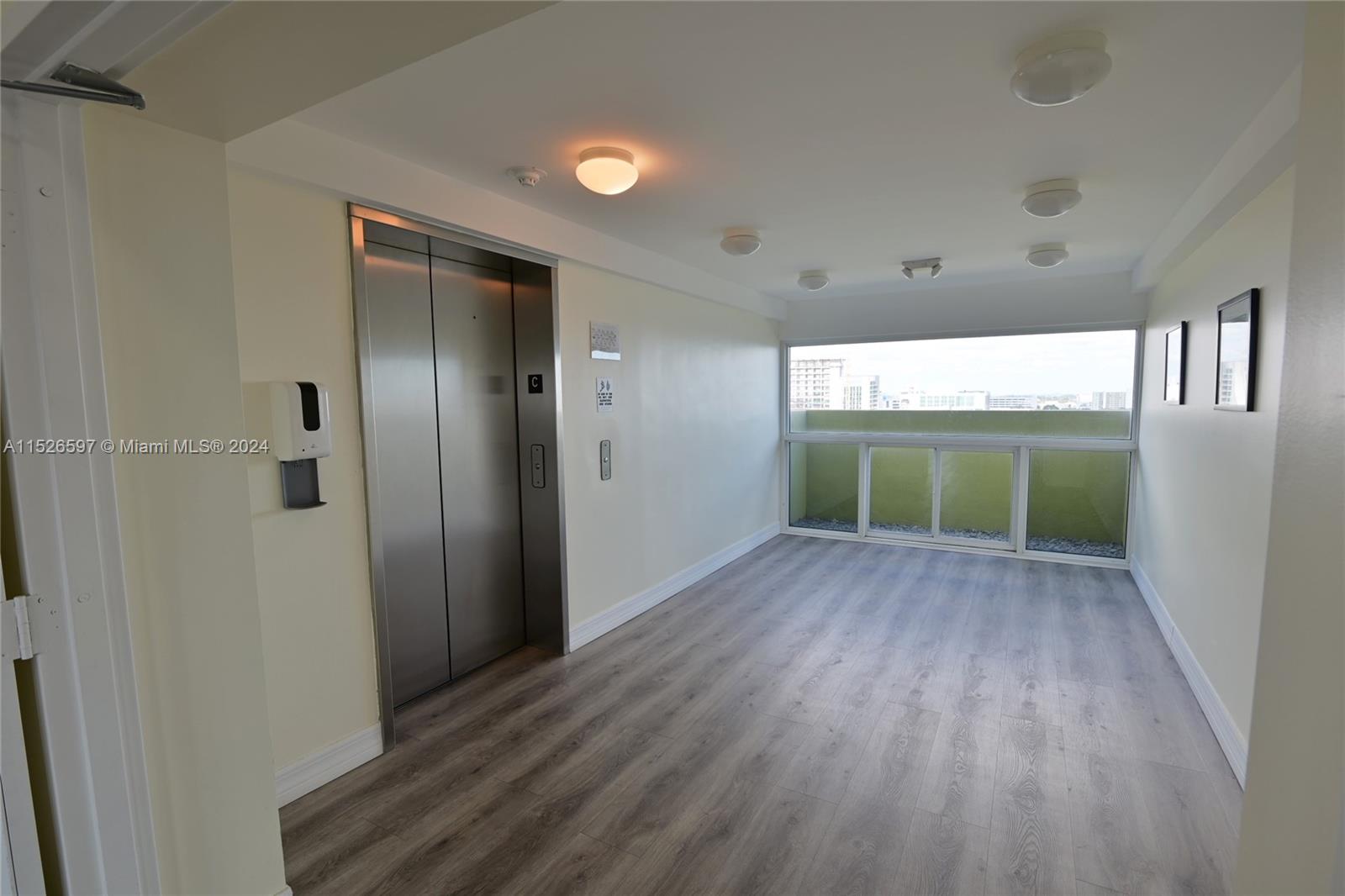 816 NW 11th St 303, Miami, Florida 33136, 1 Bedroom Bedrooms, ,1 BathroomBathrooms,Residential,For Sale,816 NW 11th St 303,A11526597