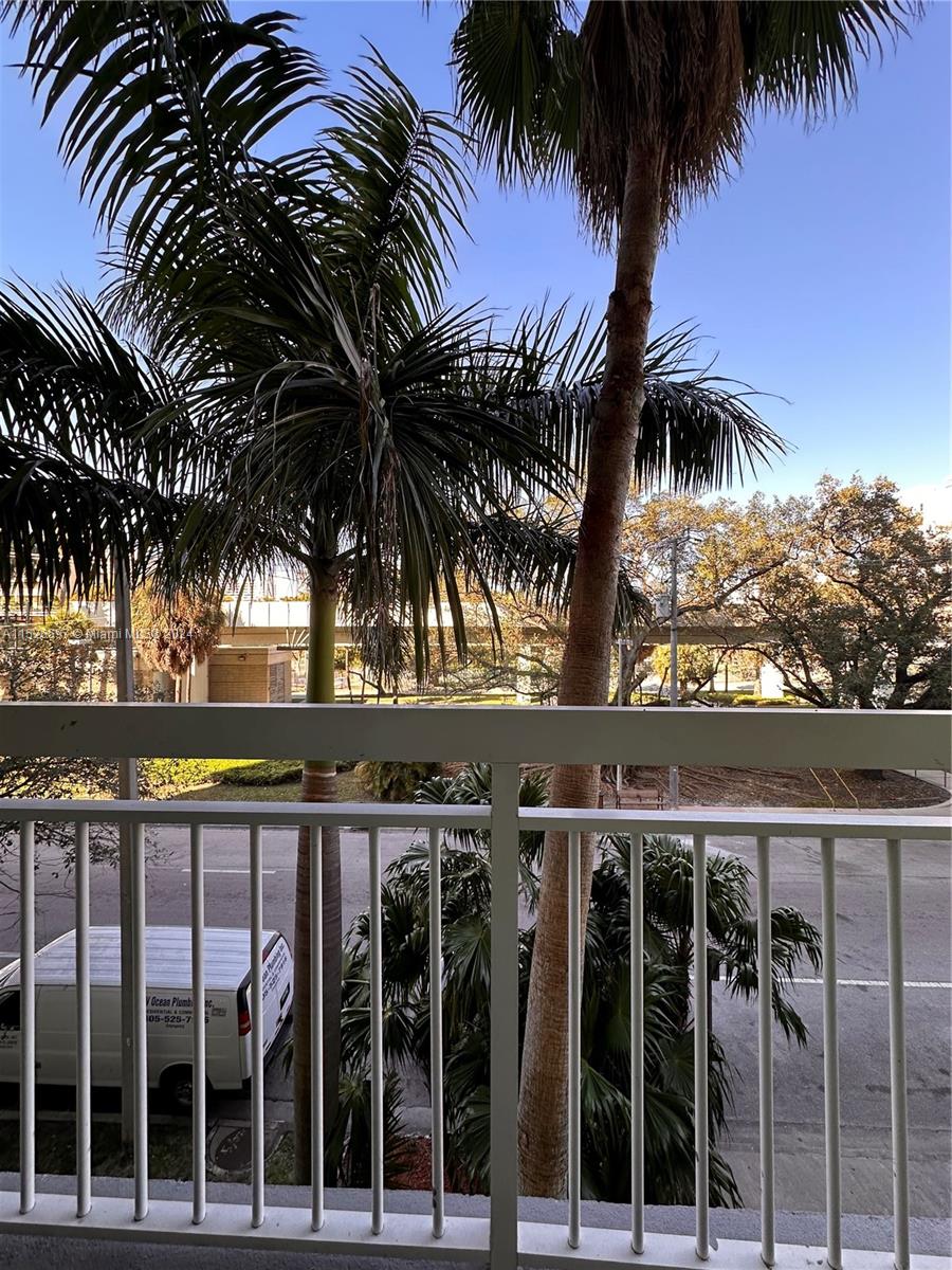 816 NW 11th St 303, Miami, Florida 33136, 1 Bedroom Bedrooms, ,1 BathroomBathrooms,Residential,For Sale,816 NW 11th St 303,A11526597