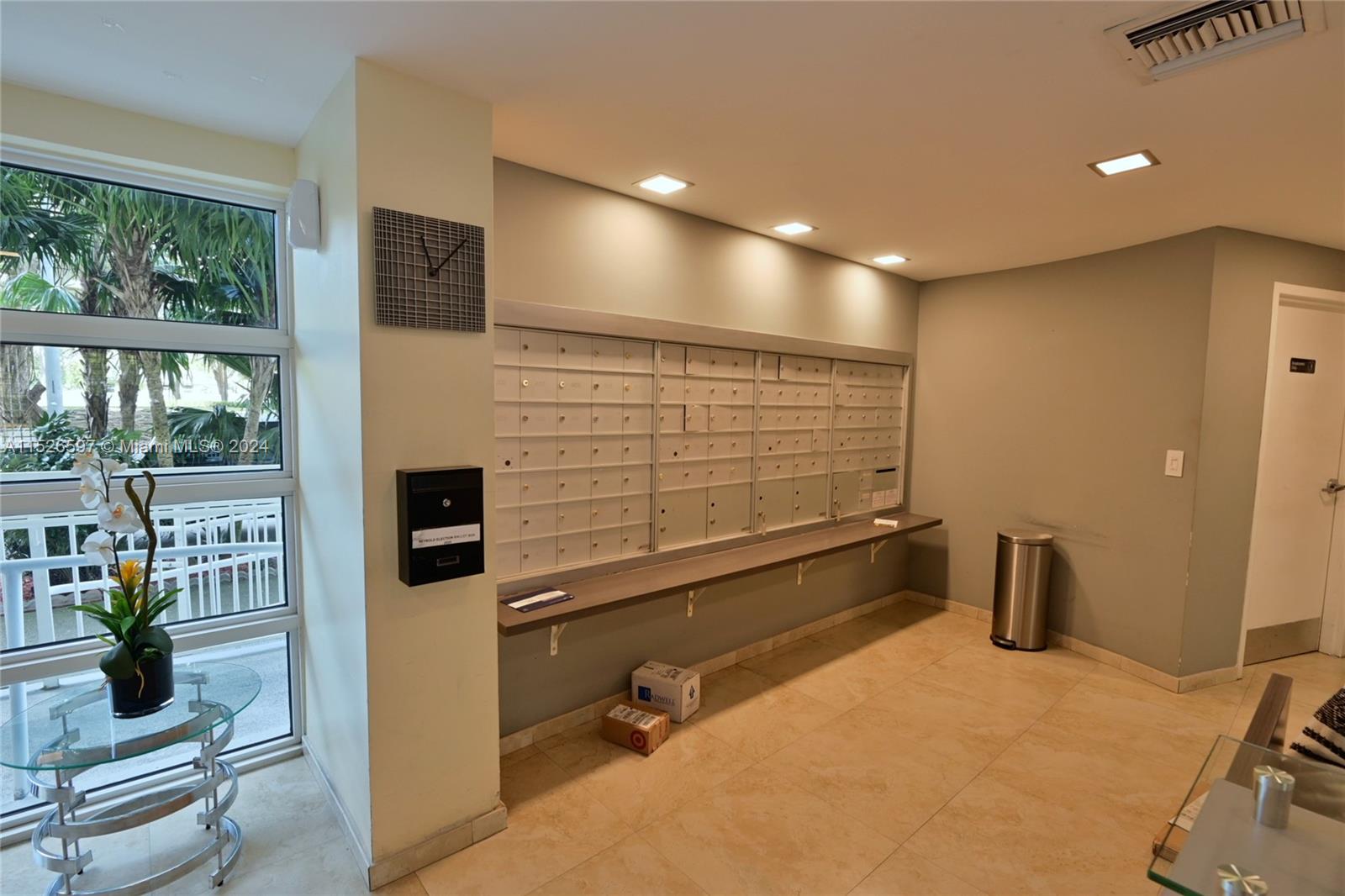 816 NW 11th St 303, Miami, Florida 33136, 1 Bedroom Bedrooms, ,1 BathroomBathrooms,Residential,For Sale,816 NW 11th St 303,A11526597