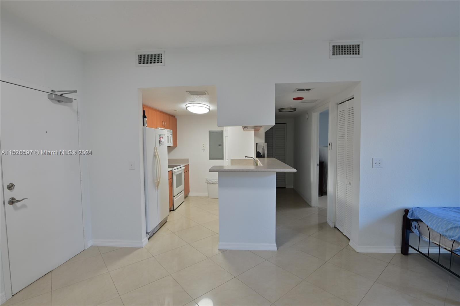816 NW 11th St 303, Miami, Florida 33136, 1 Bedroom Bedrooms, ,1 BathroomBathrooms,Residential,For Sale,816 NW 11th St 303,A11526597